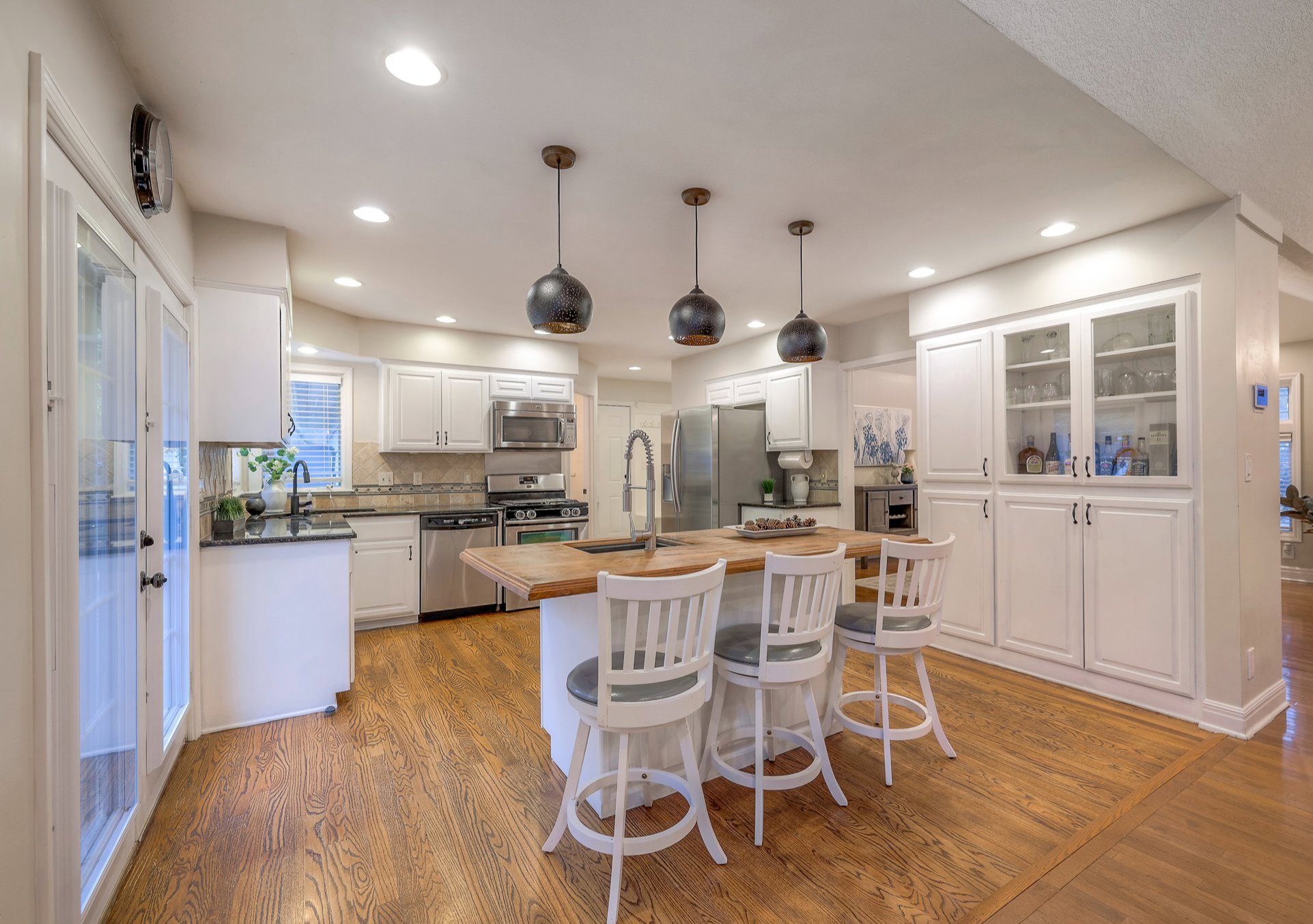Painting Kitchen Cabinets and Changing Light Fixtures - after